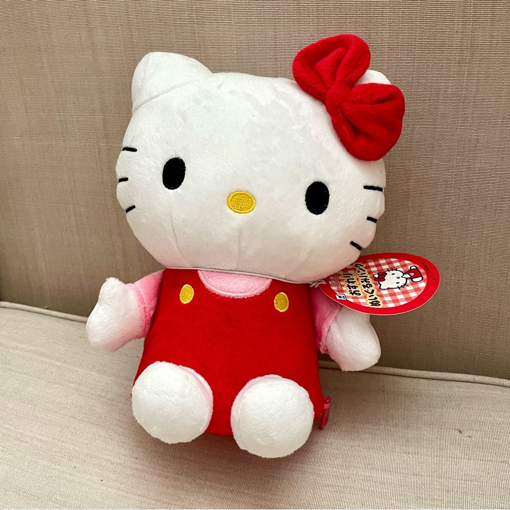 ❤️ New Hello kitty Sanrio Auth plush coin money piggy bank